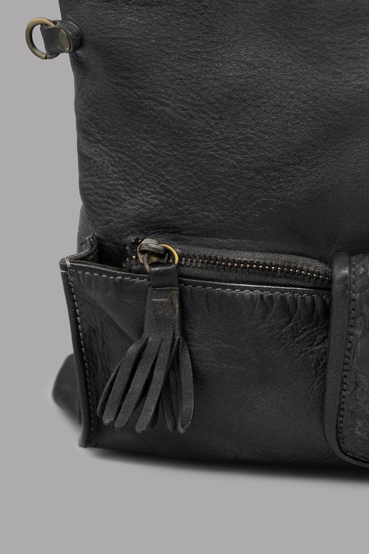 Sayuri black met
